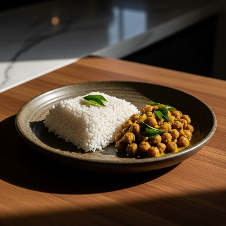 “Delightful Sri Lankan Gluten-Free Brunch: Coconut Milk Rice & Traditional Kadala Curry”